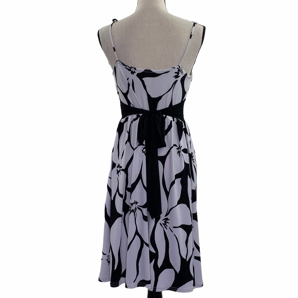 WRAPPER Black White Floral Mini Dress Size Large - Picture 3 of 13